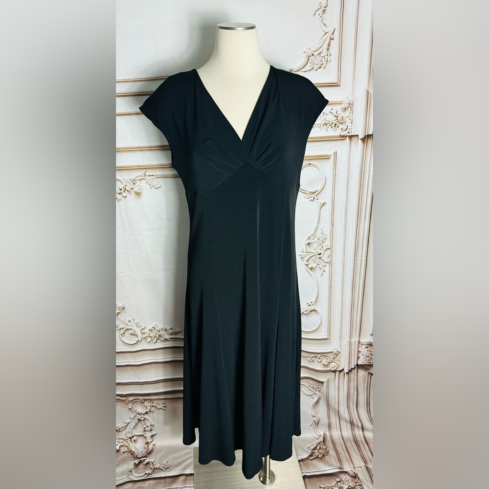 Glamour Black V-Neck Midi Dress